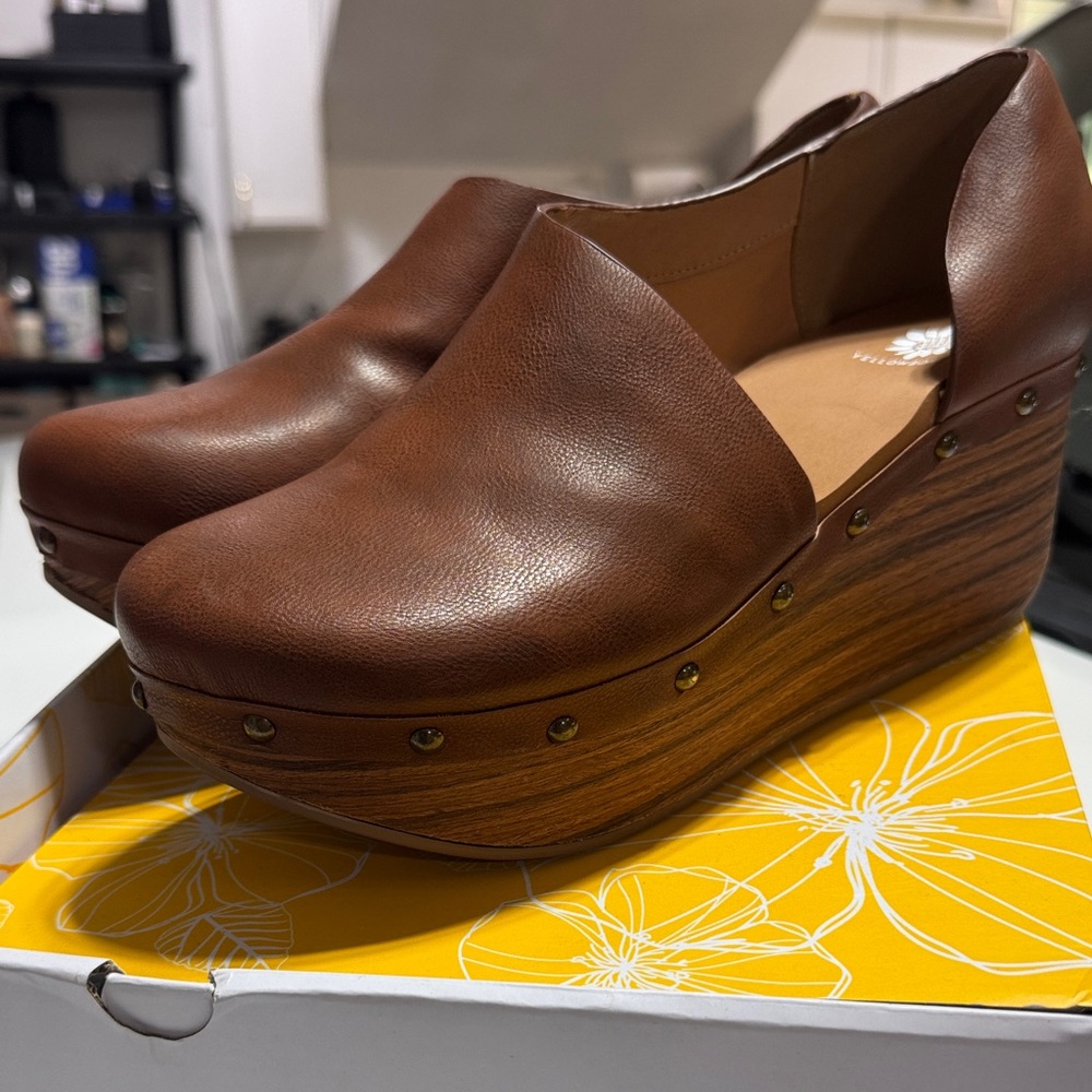 Yellow Box Brown Leather Platform Mules